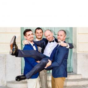 Jamais sans Ma Cravate - Une bande de potes à 2 ... et plus  !