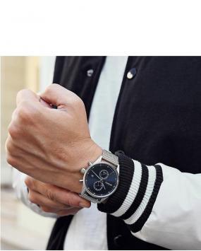 Montre MVMT Suivez le Guide !