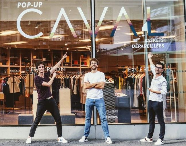 Caval multiplie les pop-up premium pour présenter ses sneakers dépareillées